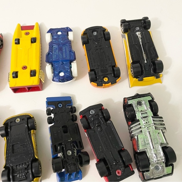 Lot of 23 Die-Cast Hot Wheels Toy Cars Diecast - Picture 14 of 16